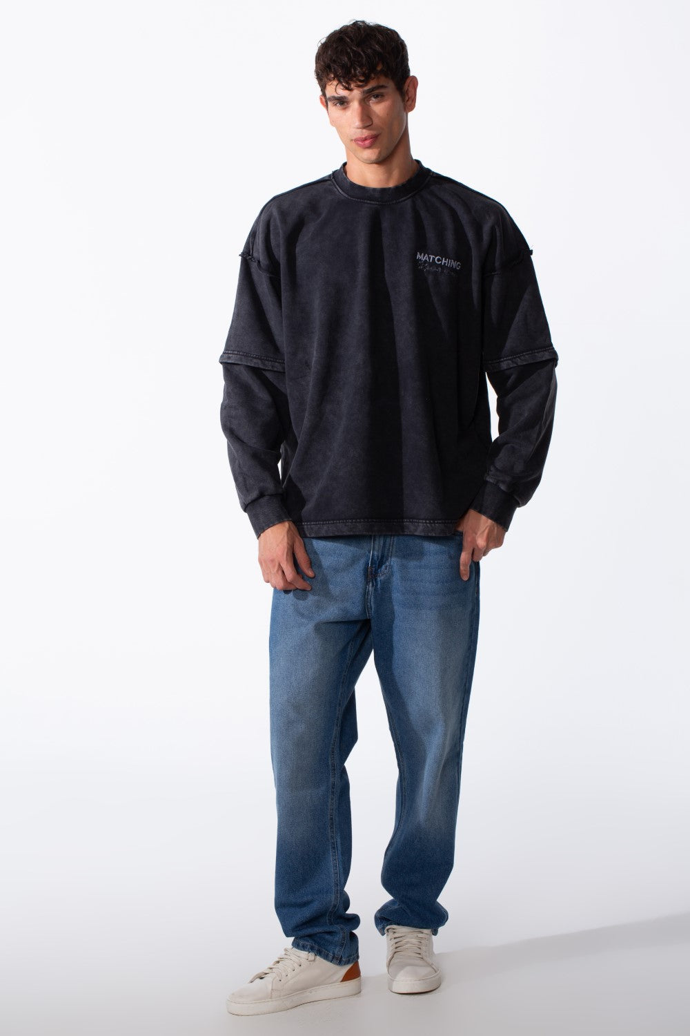 Men's Washed Oversize Round Neck Modern Cut Long Sleeves Sweatshirt