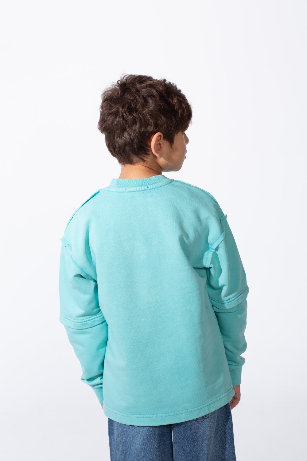 Boy's Modern Design Slim Fit Round Neck Long Sleeve Sweatshirt