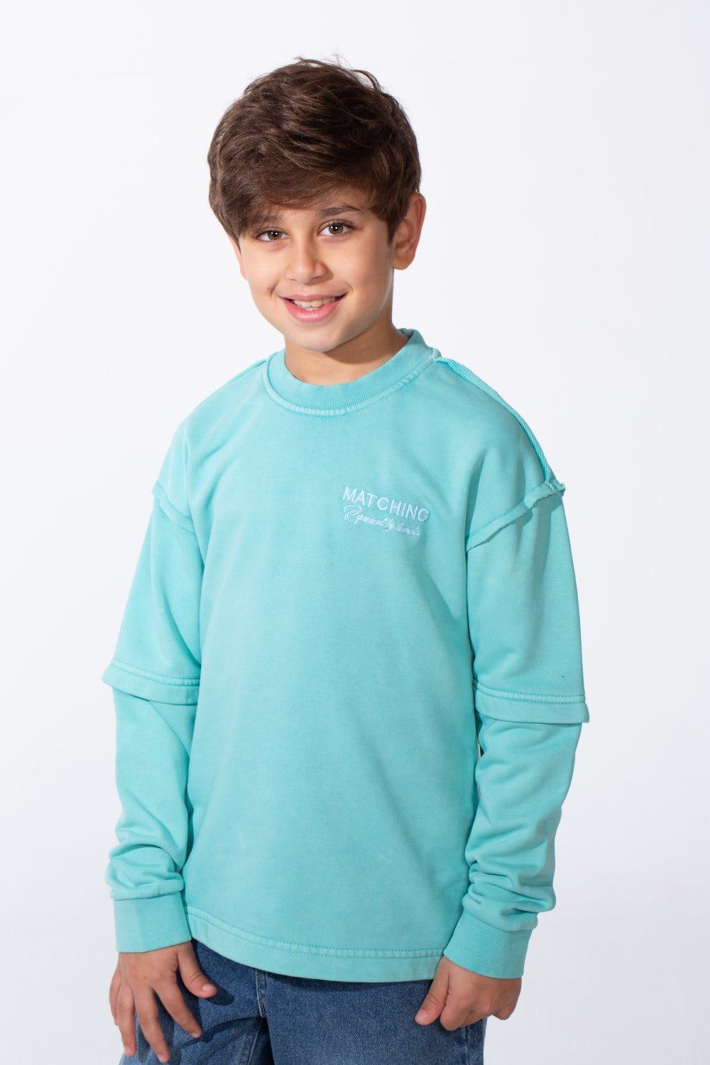 Boy's Modern Design Slim Fit Round Neck Long Sleeve Sweatshirt