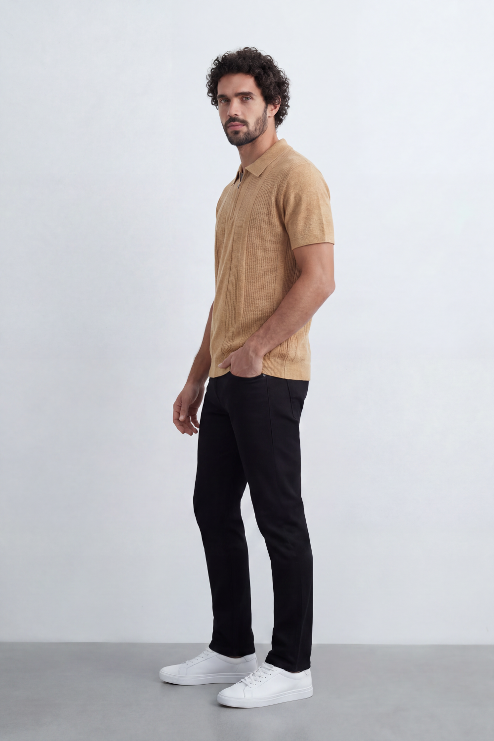 Men’s Tomato Store Ridge Zip Polo Vertical Rib Texture Runs Through The Body Half Zip Placket T-Shirt