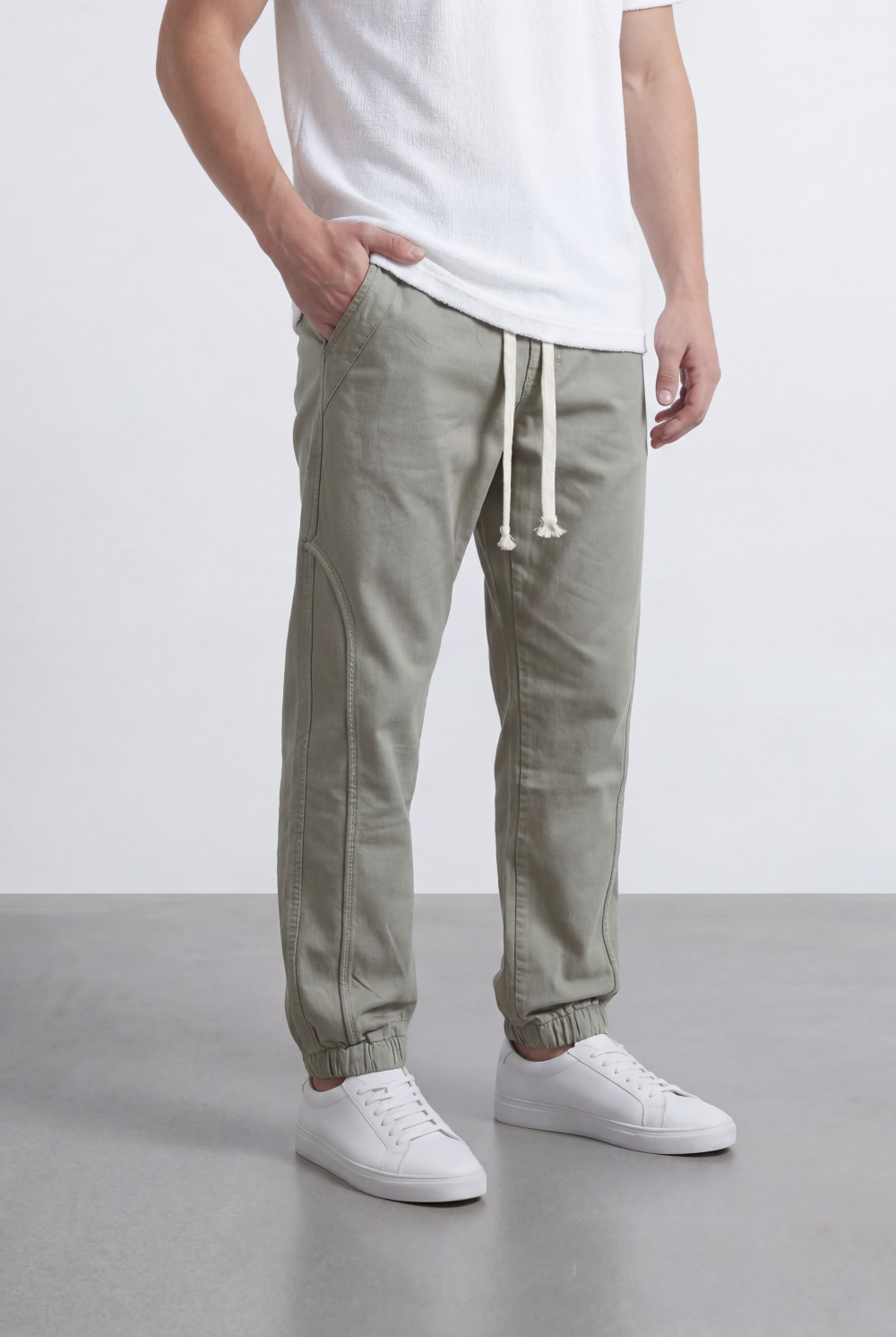Men’s Tomato Store Modern Sarouel Jogger Elastic Drawstring Waist Streamlined Panel Seam Detail