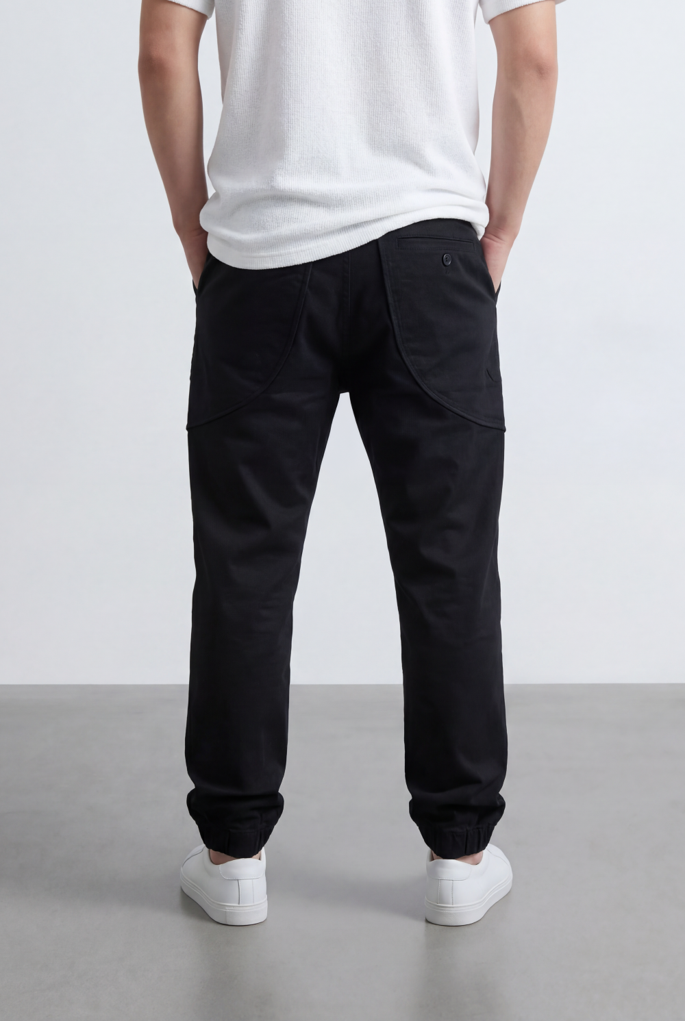 Men’s Tomato Store Modern Sarouel Jogger Elastic Drawstring Waist Streamlined Panel Seam Detail
