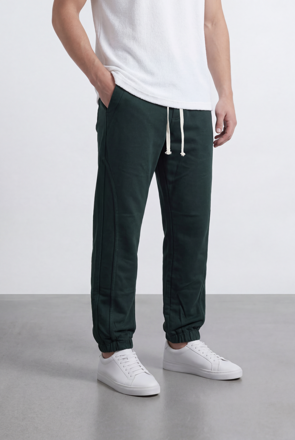 Men’s Tomato Store Modern Sarouel Jogger Elastic Drawstring Waist Streamlined Panel Seam Detail