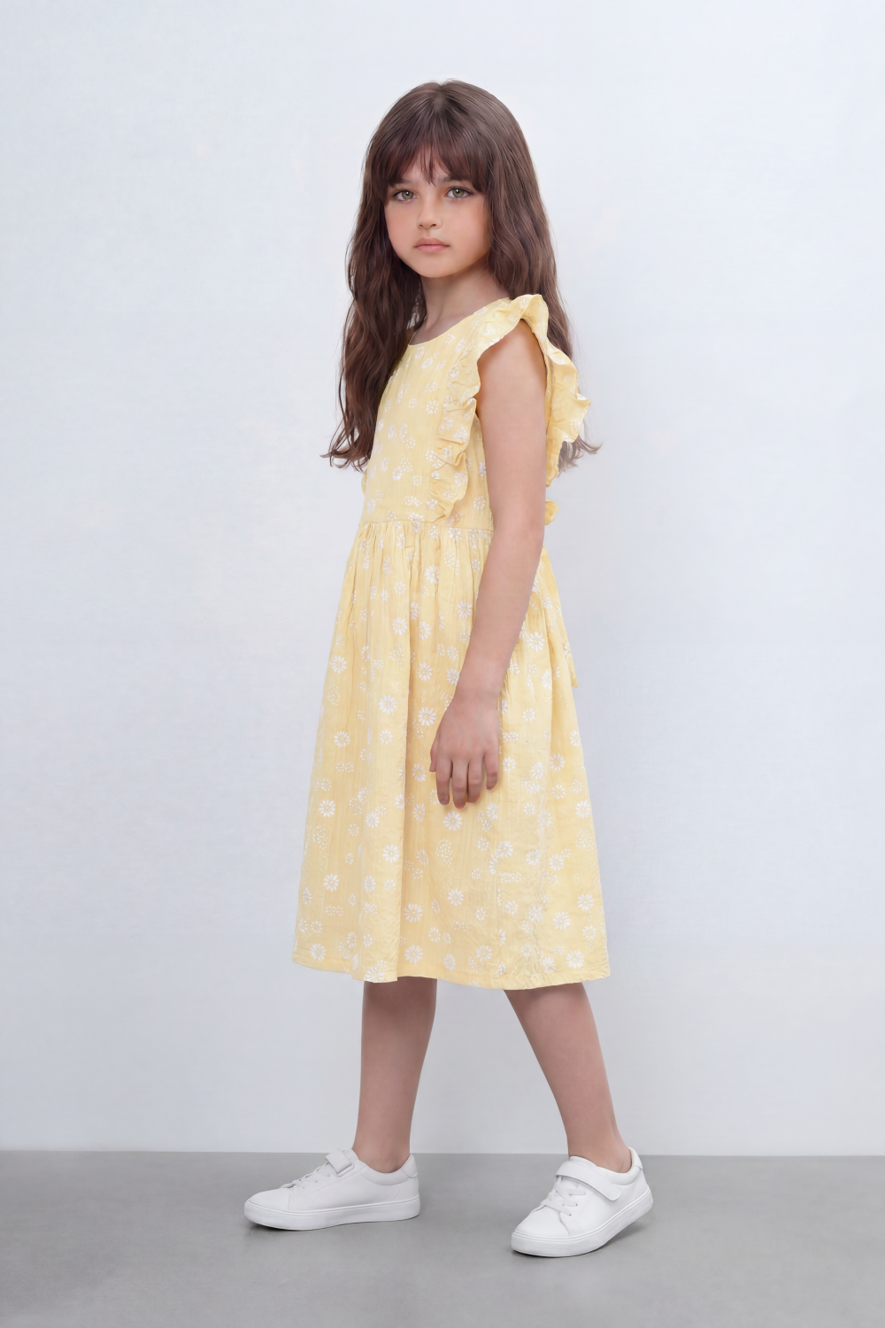 Girl's Tomato Store Meadow Bloom Tie Back Dress With Seersucker Woven Texture Allover Daisy Floral Print Front And Back