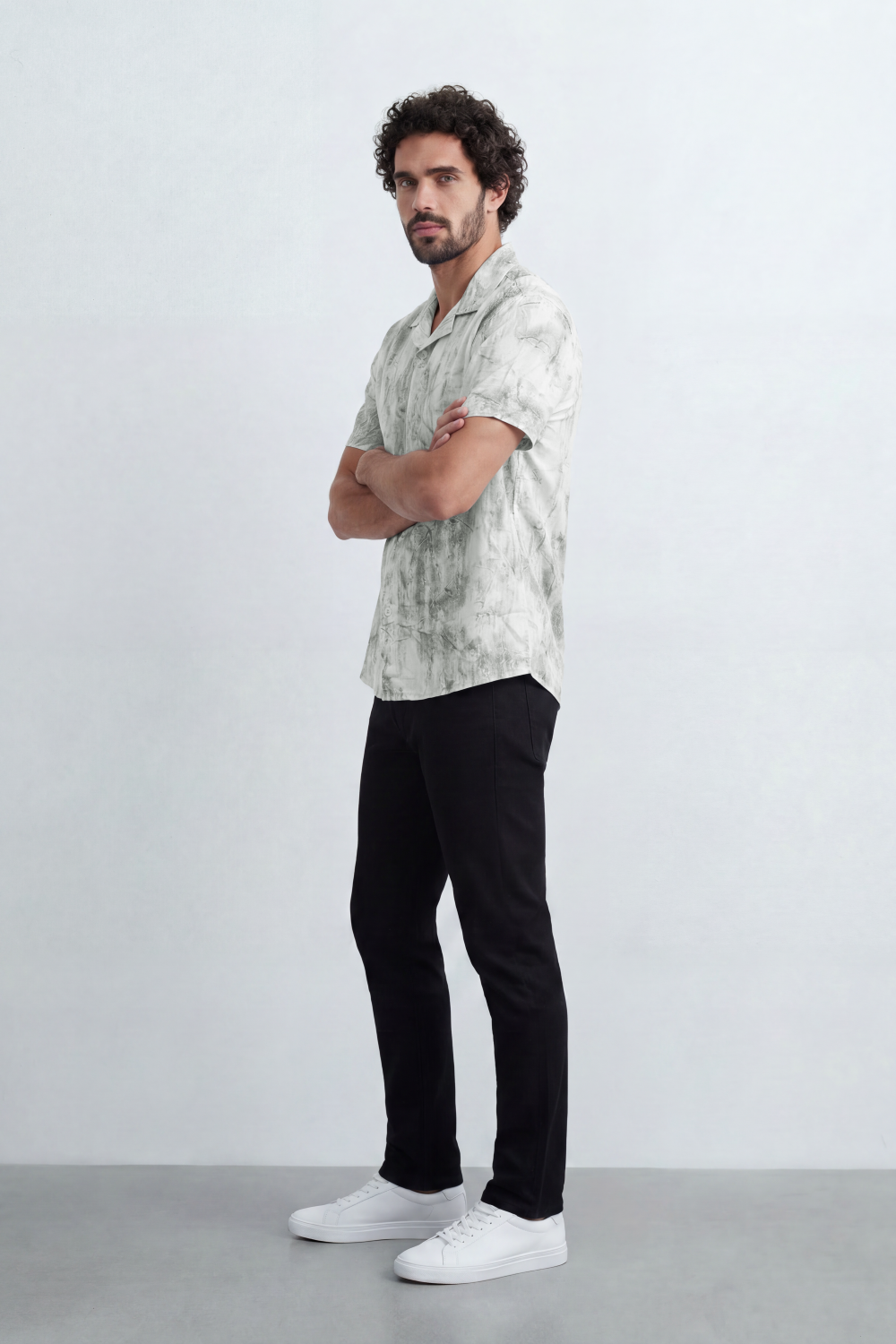 Men’s Tomato Store Cloud Sketch Resort Shirt Faded Botanical Wash Print Moves Across Crinkle Grain