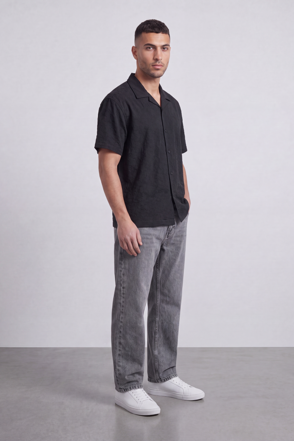Men’s Tomato Store Palma Crinkle Shirt Paper Grain Texture Across Clean Plain Surface Button Front