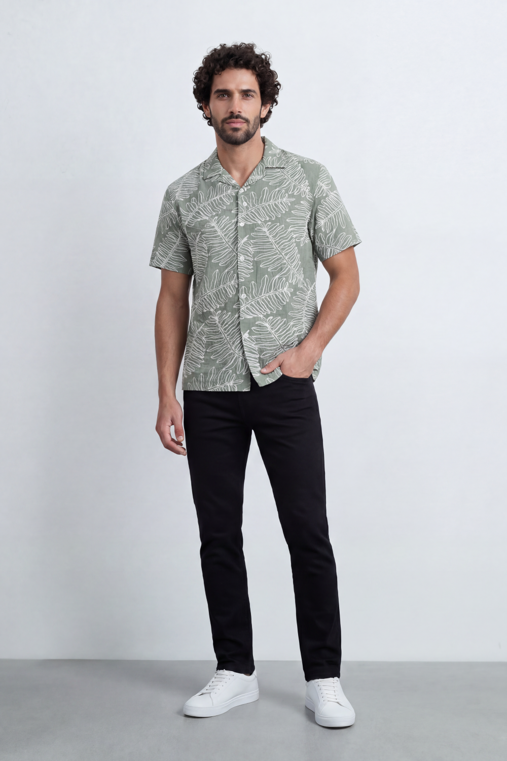 Men’s Tomato Store Leaf Trace Resort Shirt Allover Botanical Outline Print Over A Fine Slub Grain