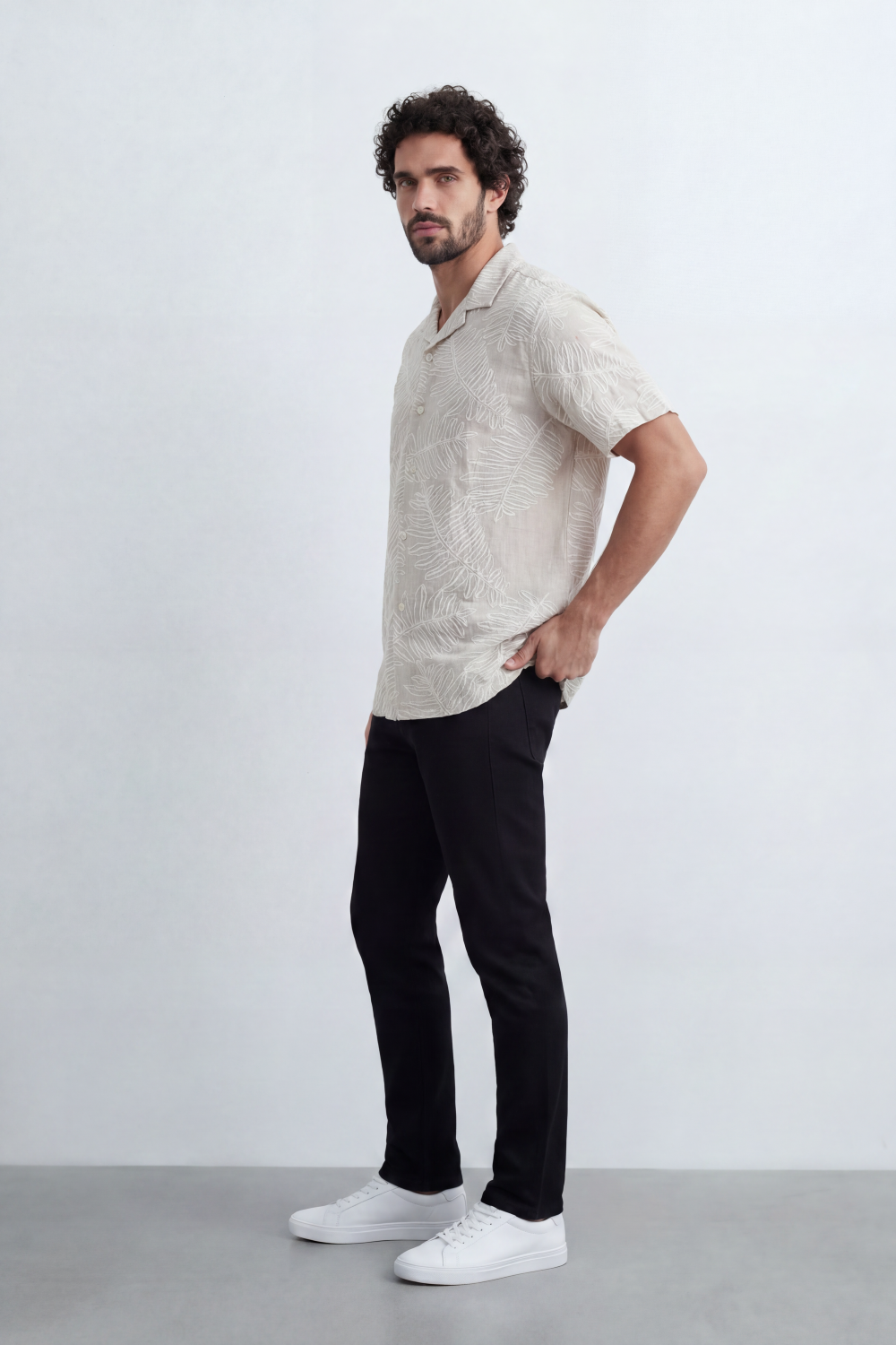 Men’s Tomato Store Leaf Trace Resort Shirt Allover Botanical Outline Print Over A Fine Slub Grain