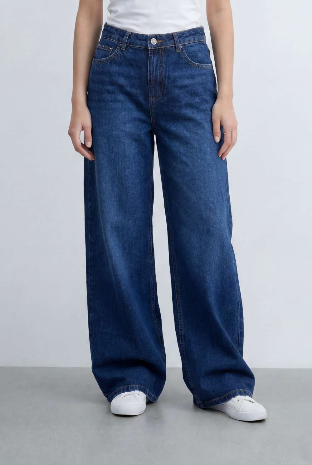 Women's Wide Leg High Waist Jeans Five Pocket Style With Zip Fly Closure Tomato Store