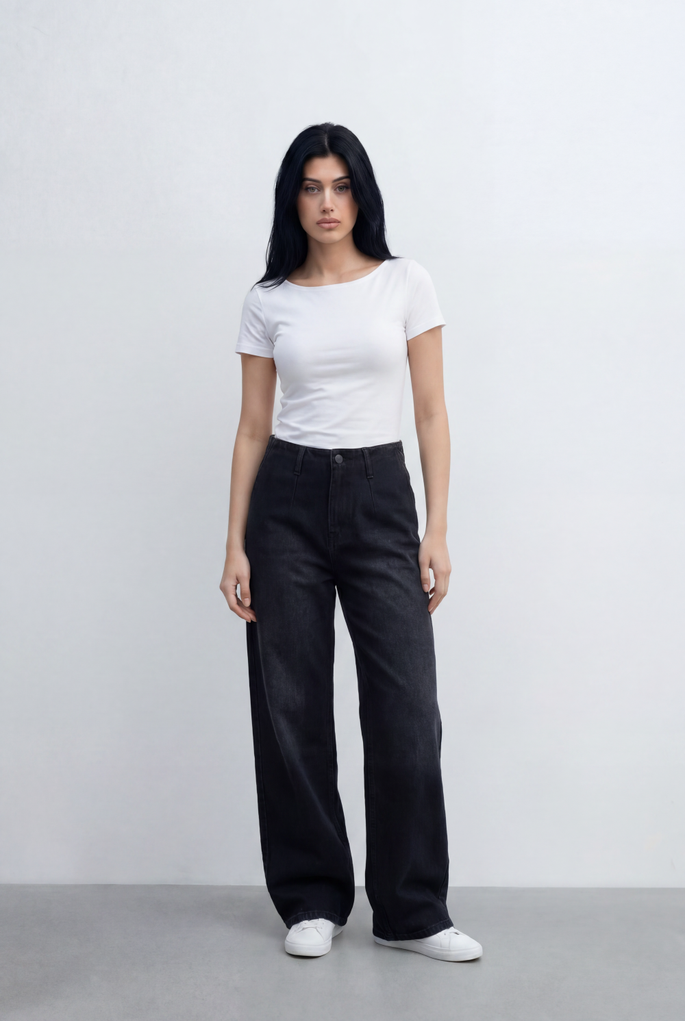 Women’s Tomato Store Straight Leg Denim Clean Washed Look Jeans Pants