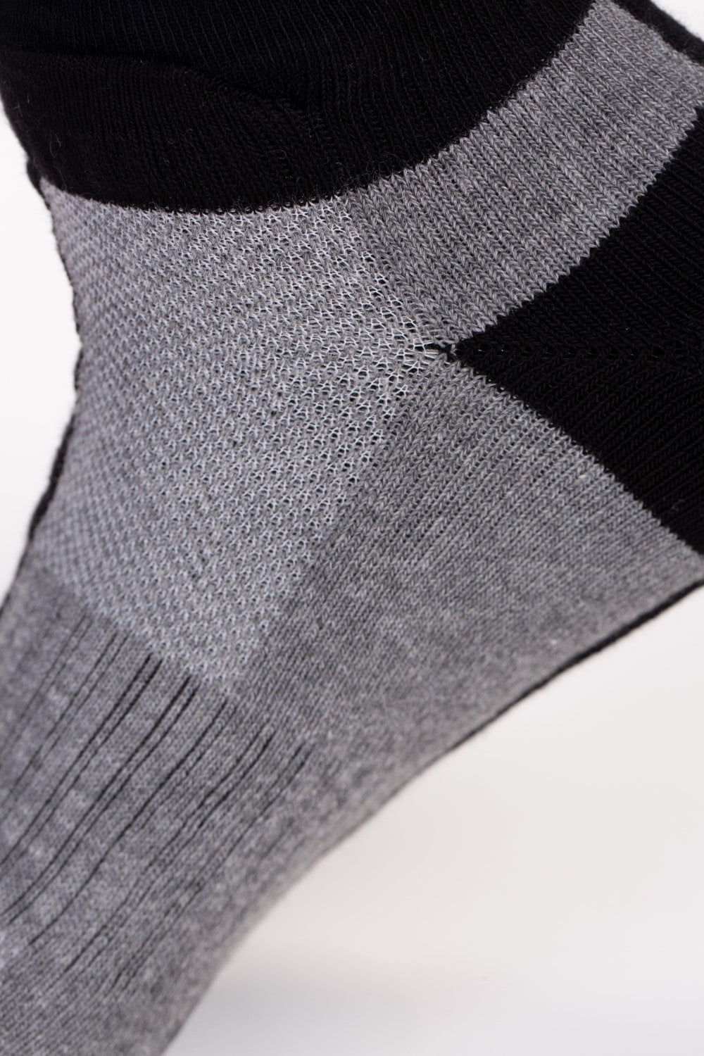 Men's Low-Cut With Sleek Two-Tone Design Breathable Ribbed Band Support Comfy Socks