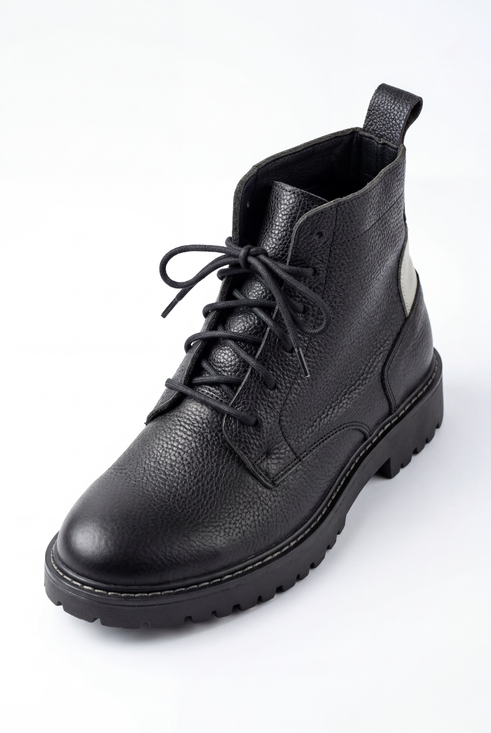 Men’s Black Grained Leather Boot Secure Lace-Up Grounded By Heavy Duty Lugged Rubber Sole Shoes