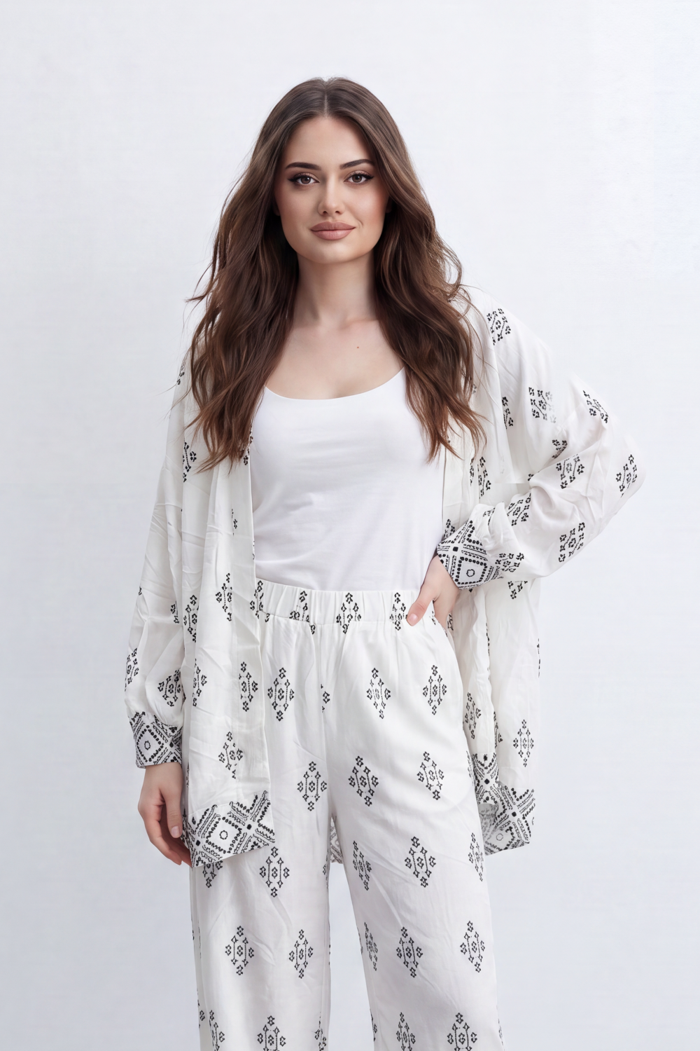 Women’s Tomato Store Geo Border Set Allover Diamond Print With Border Artwork Crinkled Surface Wide Flow Shape Outfit