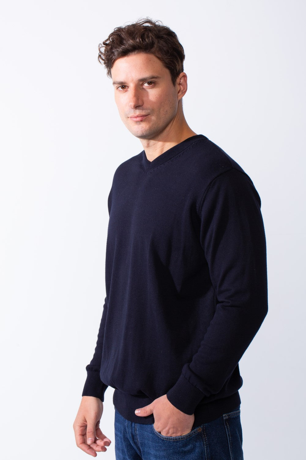 Men's Long Sleeves With V-Neckline Knit Fabric Ribbed Cuffs Casual Slim Fit Pullover