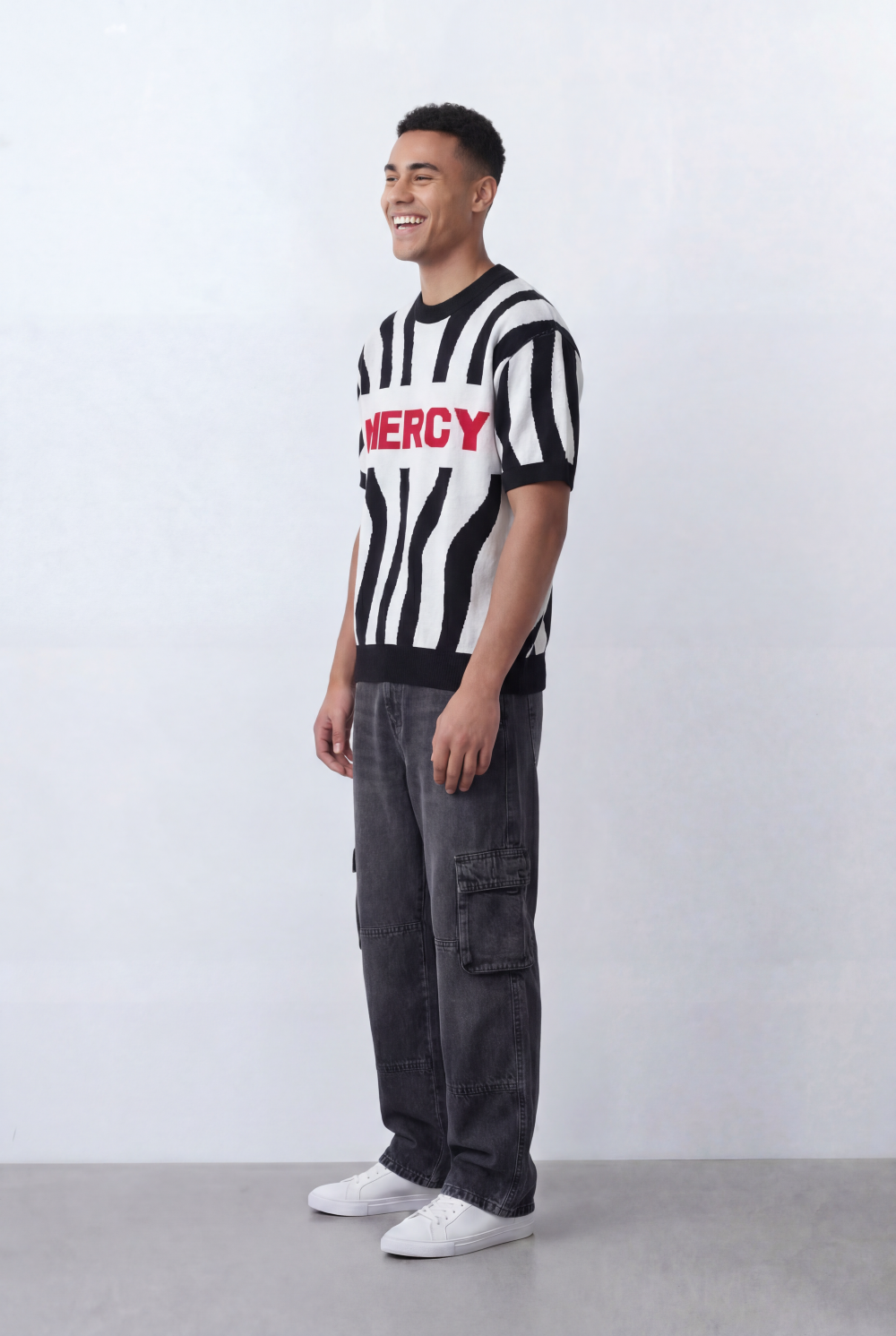 Men’s Tomato Store Statement Knit T-Shirt Bold Contrast Stripes Front Typography Detail Oversize