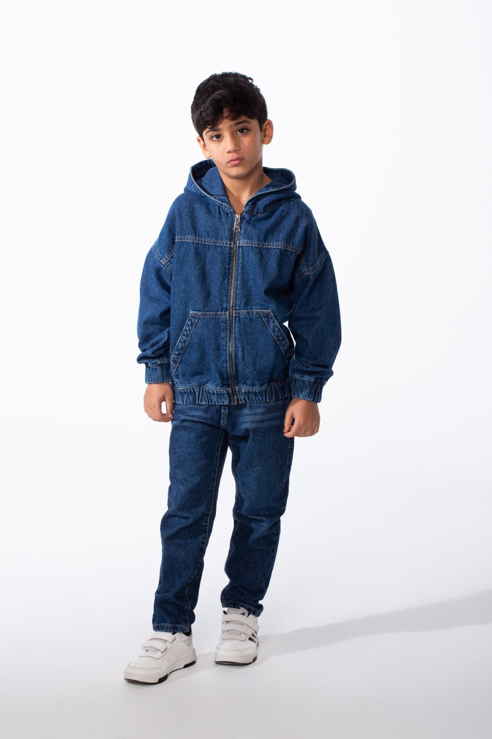 Boy's Denim Hood Dropped Shoulders Encased Elastic Cuffs And Hem Functional Front Pockets Oversize Jeans Jacket