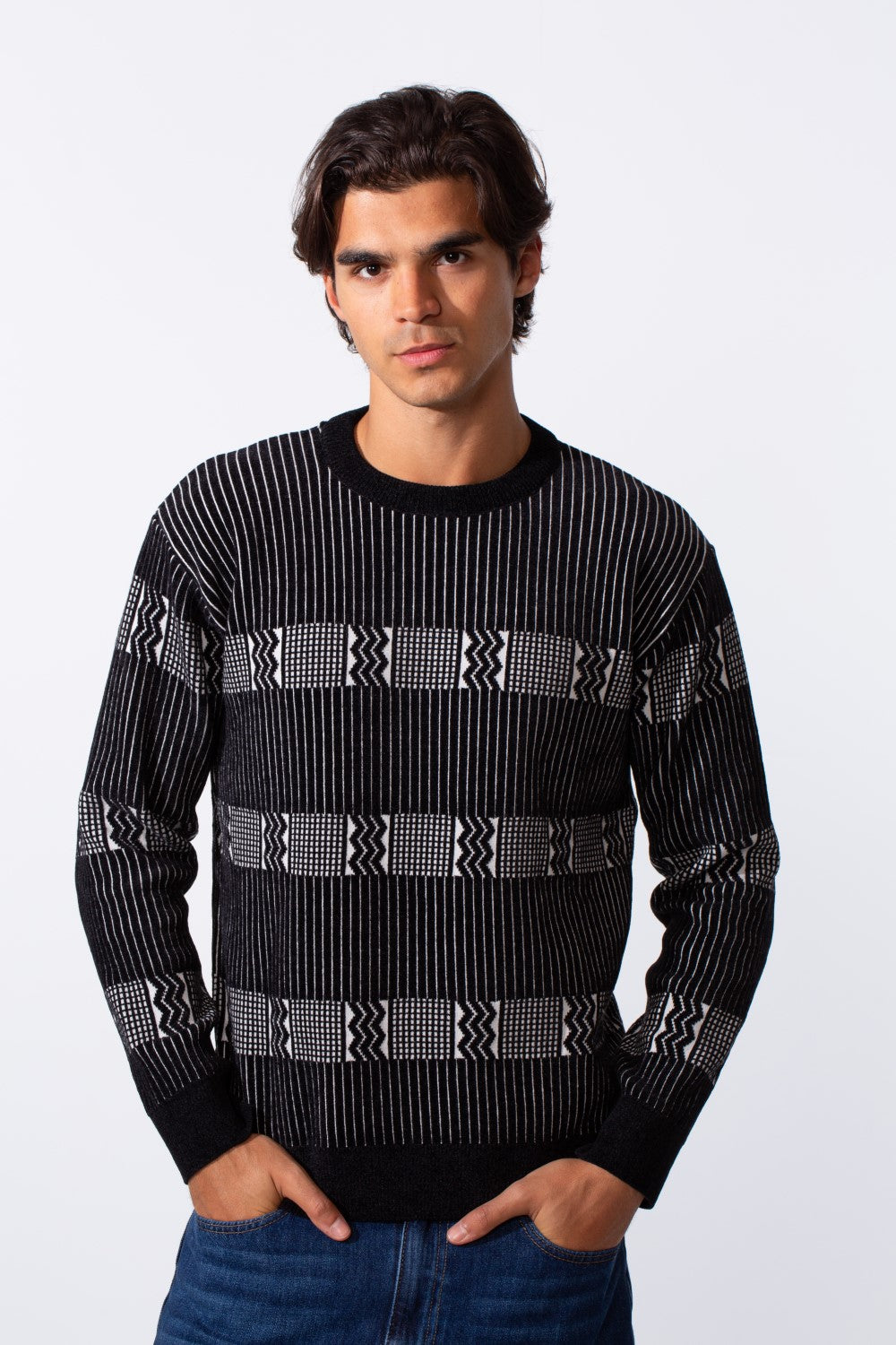 Men's Slim Fit Striped Round Neck Pullover