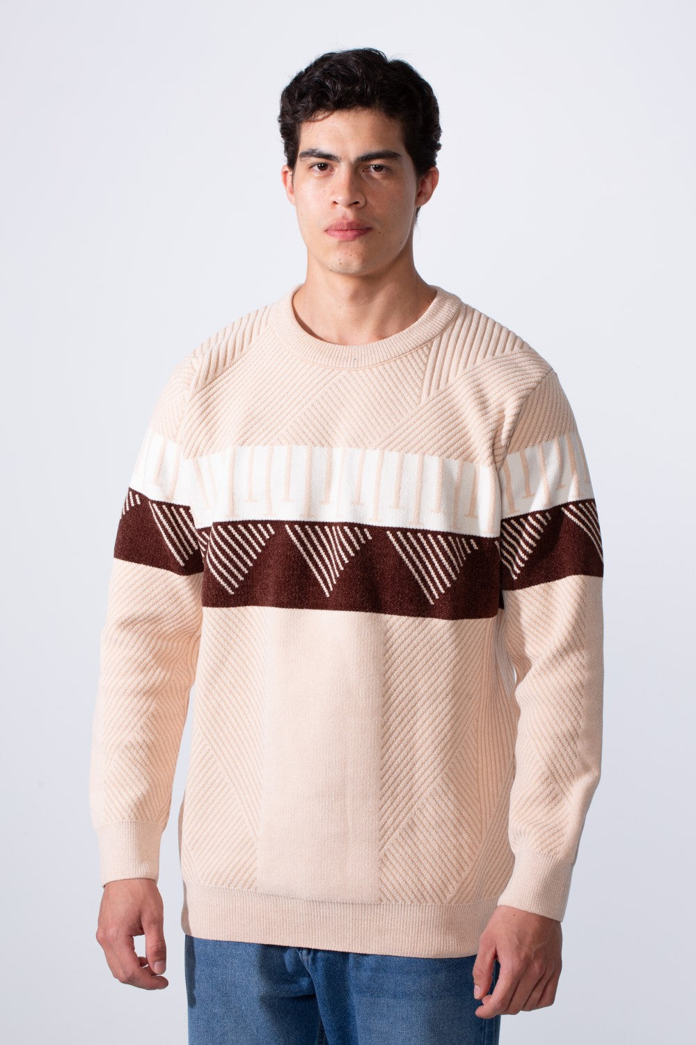 Men's Round Neckline Slim Fit Stripe Details On The Chest Knit Pullover