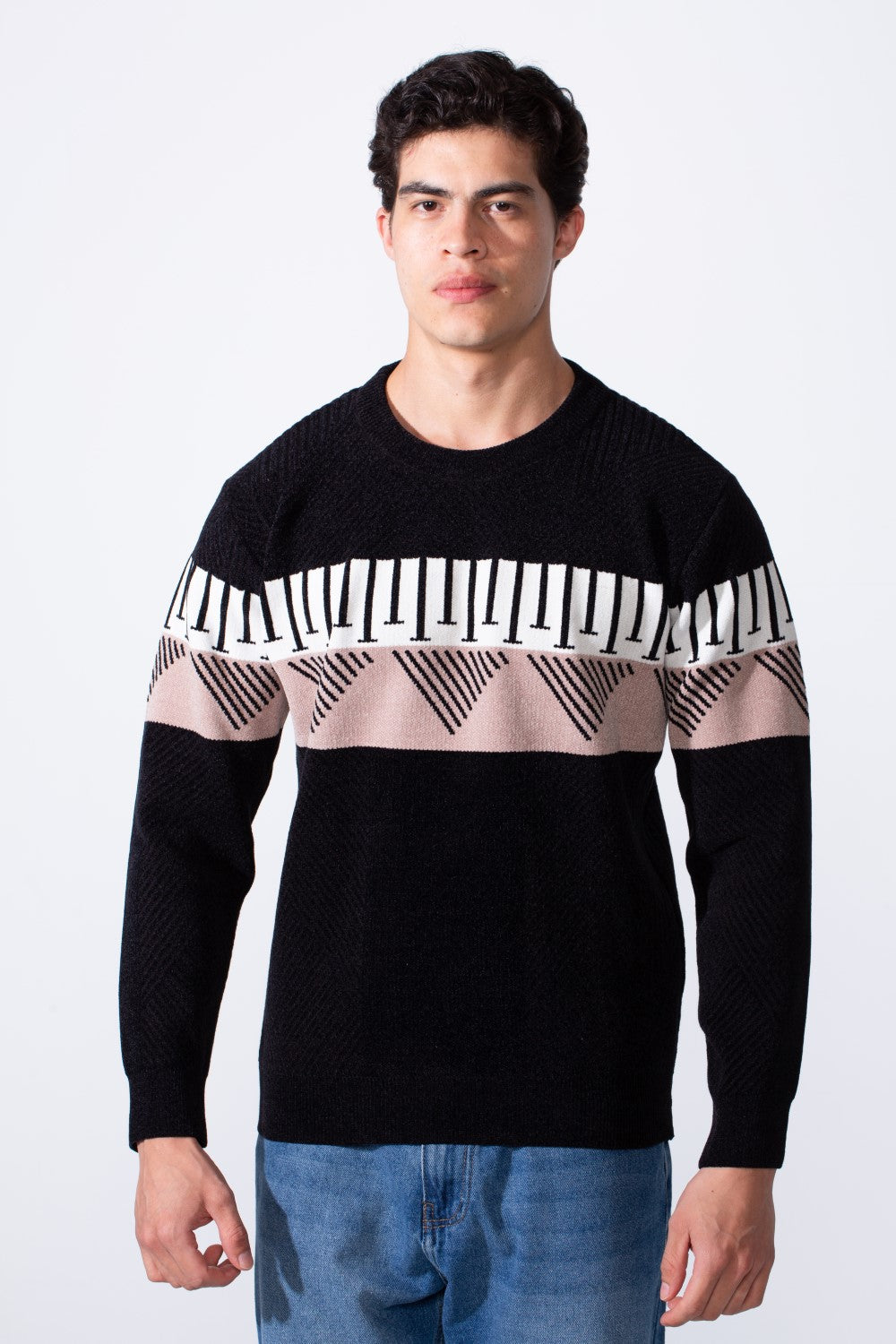 Men's Round Neckline Slim Fit Stripe Details On The Chest Knit Pullover