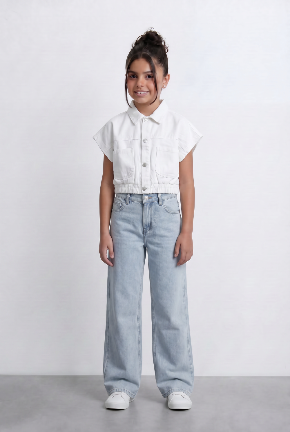 Girl's Sleeveless Cropped Jeans Vest With Elastic Hem And Boxy Design