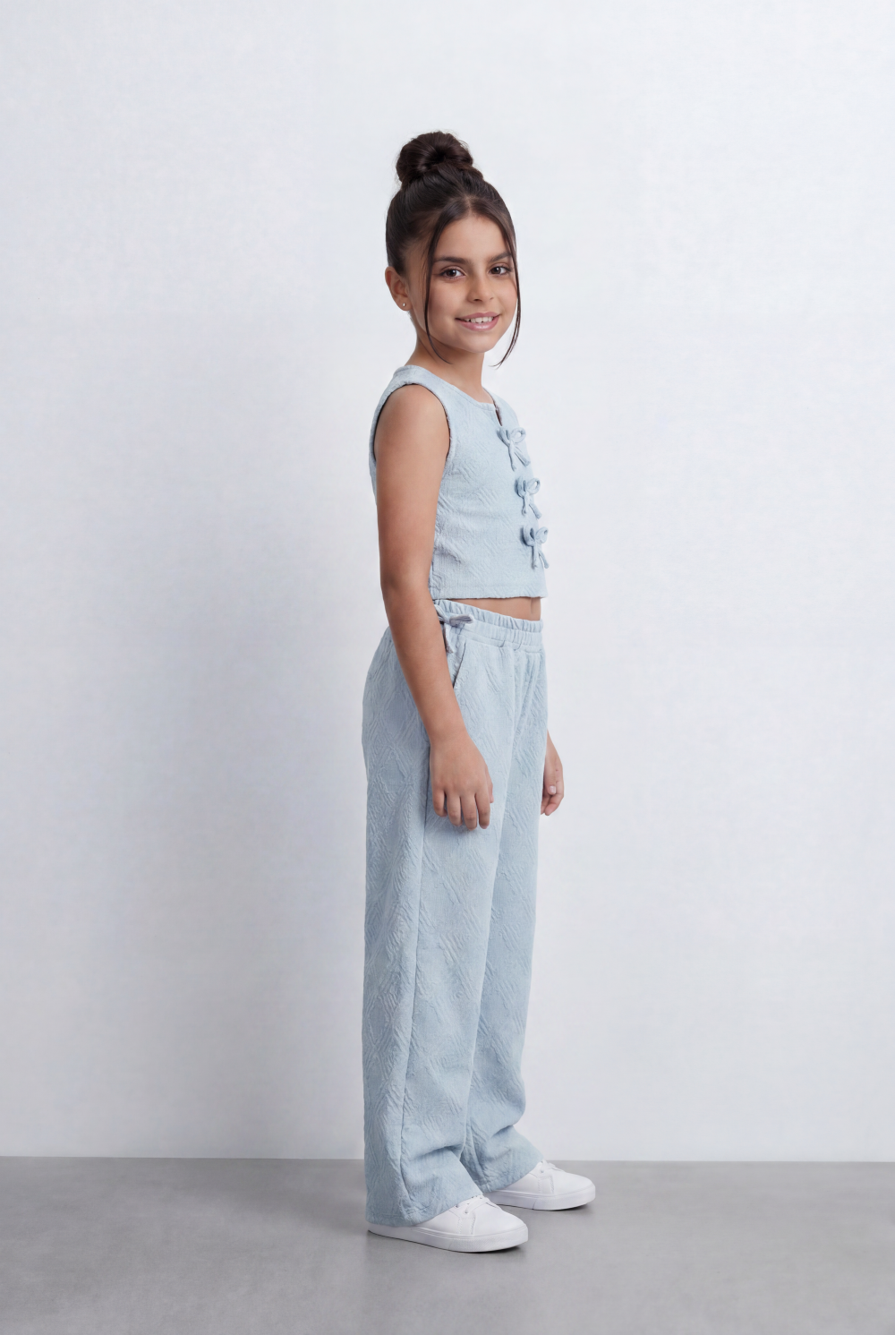 Girls Textured Co-Ord Set Sleeveless Crop Top With Front Bow Tie Details Embossed Fabric Elastic Waistband Outfit