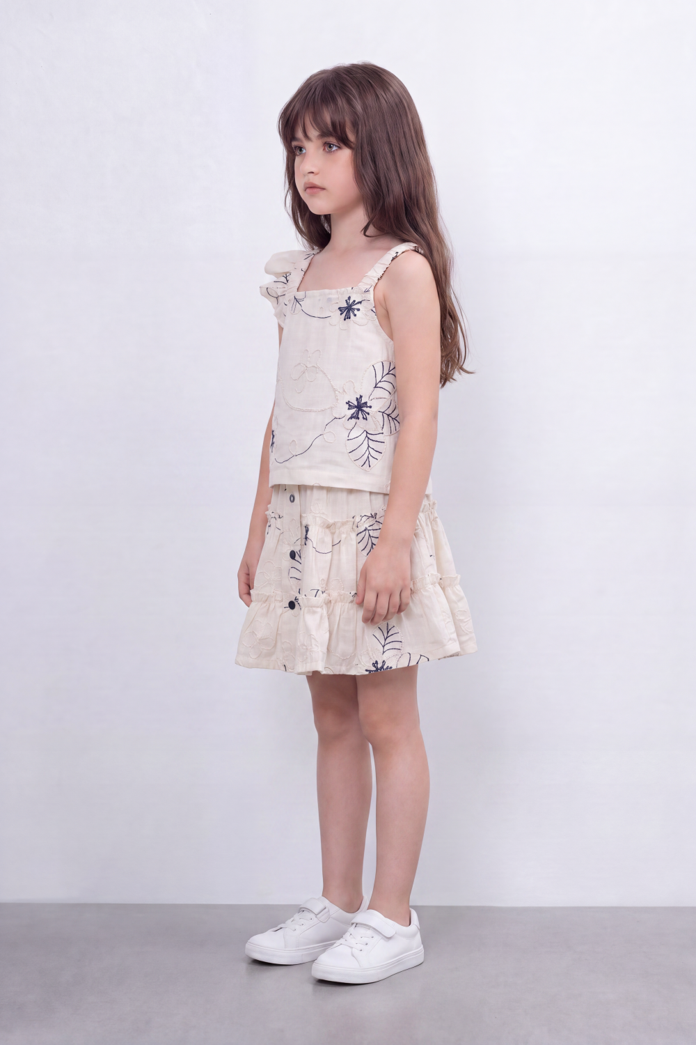 Girl's Tomato Store Meadow Stitch Slim Fit Outfit Set Raised Floral Embroidery Vine Line Artwork Over Textured Check Surface Ruffle Trim