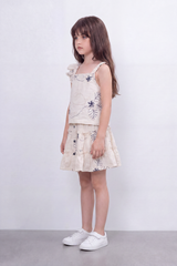 Girl's Tomato Store Meadow Stitch Slim Fit Outfit Set Raised Floral Embroidery Vine Line Artwork Over Textured Check Surface Ruffle Trim