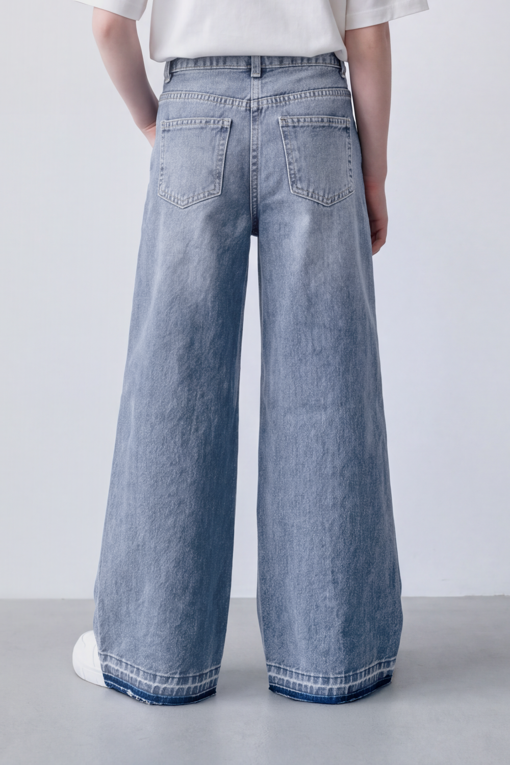 Girl's Tomato Store Light-Wash Pants Side Lace Panel Detail Wide Leg