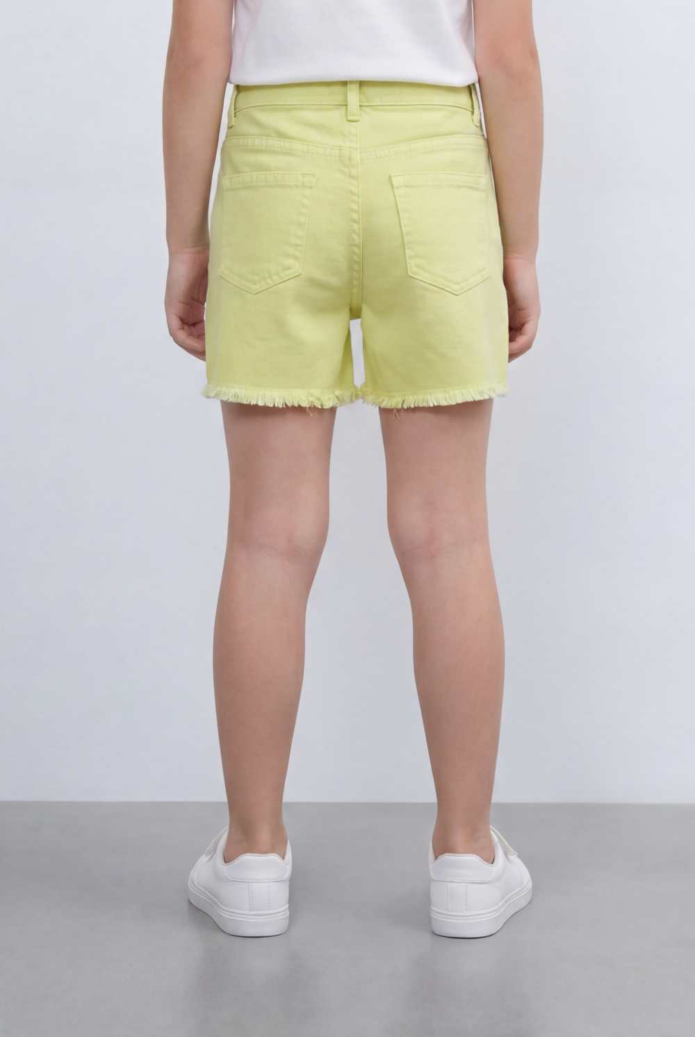 Girl’s Tomato Store Denim Shorts Classic Five Pocket Design Raw Frayed Hem Regular Fit