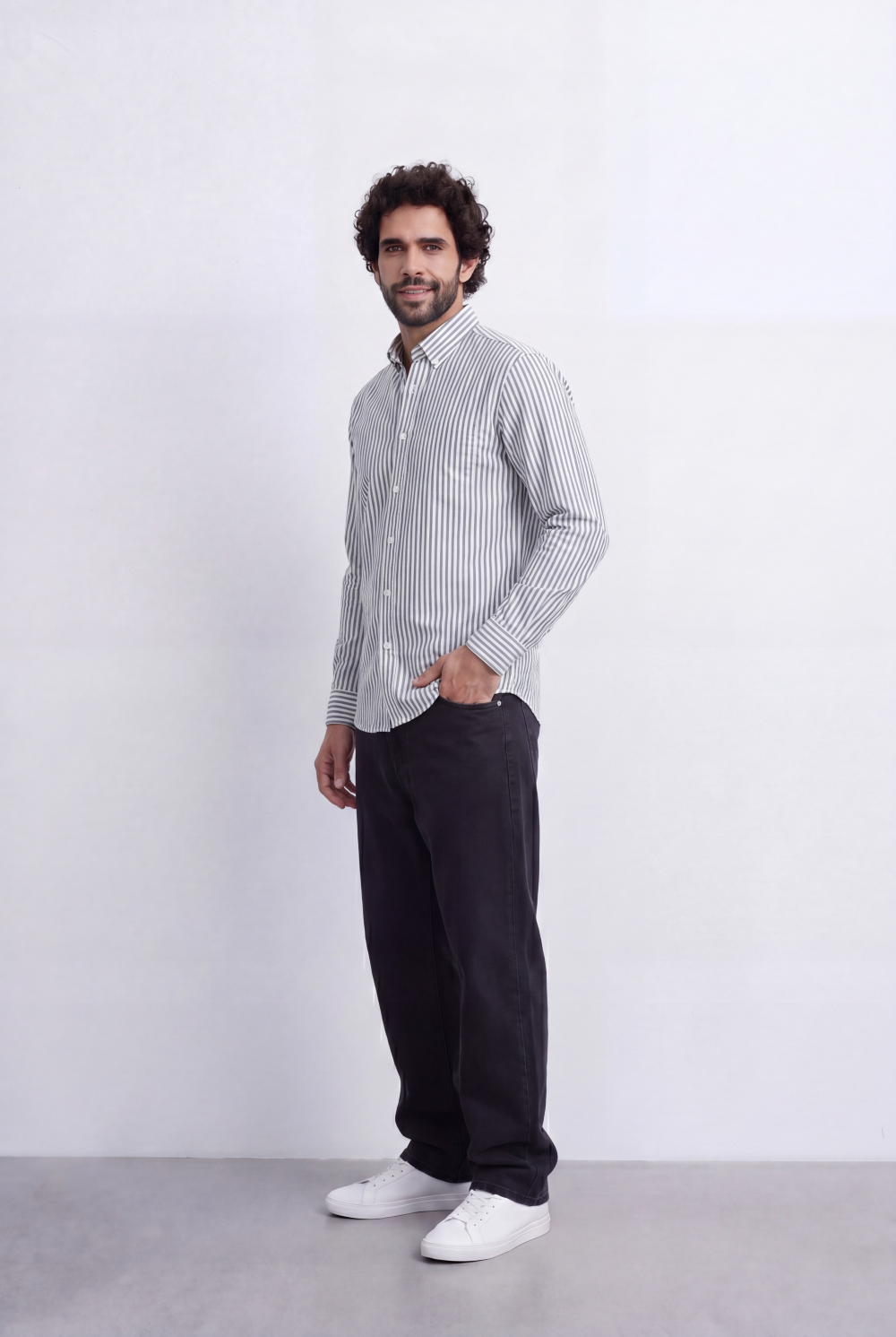 Men's Long Sleeve Vertical Striped Shirt Regular Fit for Any Occasion Tomato Store