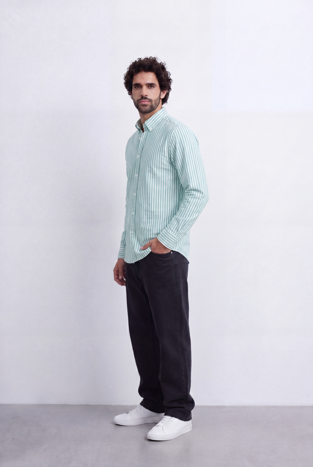 Men's Long Sleeve Vertical Striped Shirt Regular Fit for Any Occasion Tomato Store