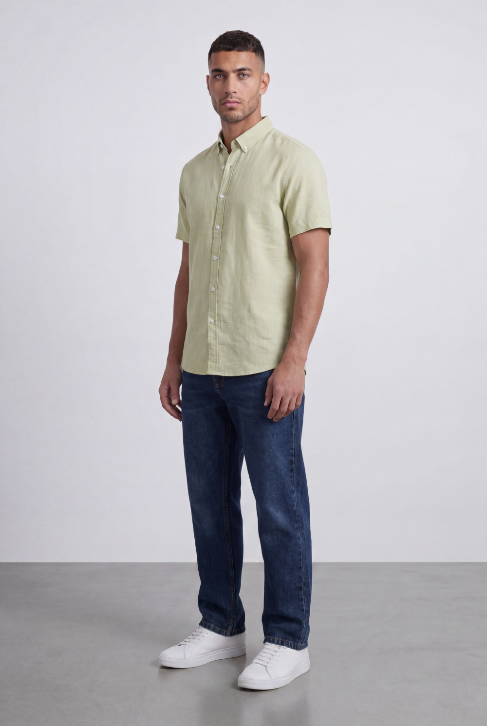 Men’s Tomato Store Shirt With Button Down Collar Short Sleeves Front Placket Texture Curved Hem Regular Fit