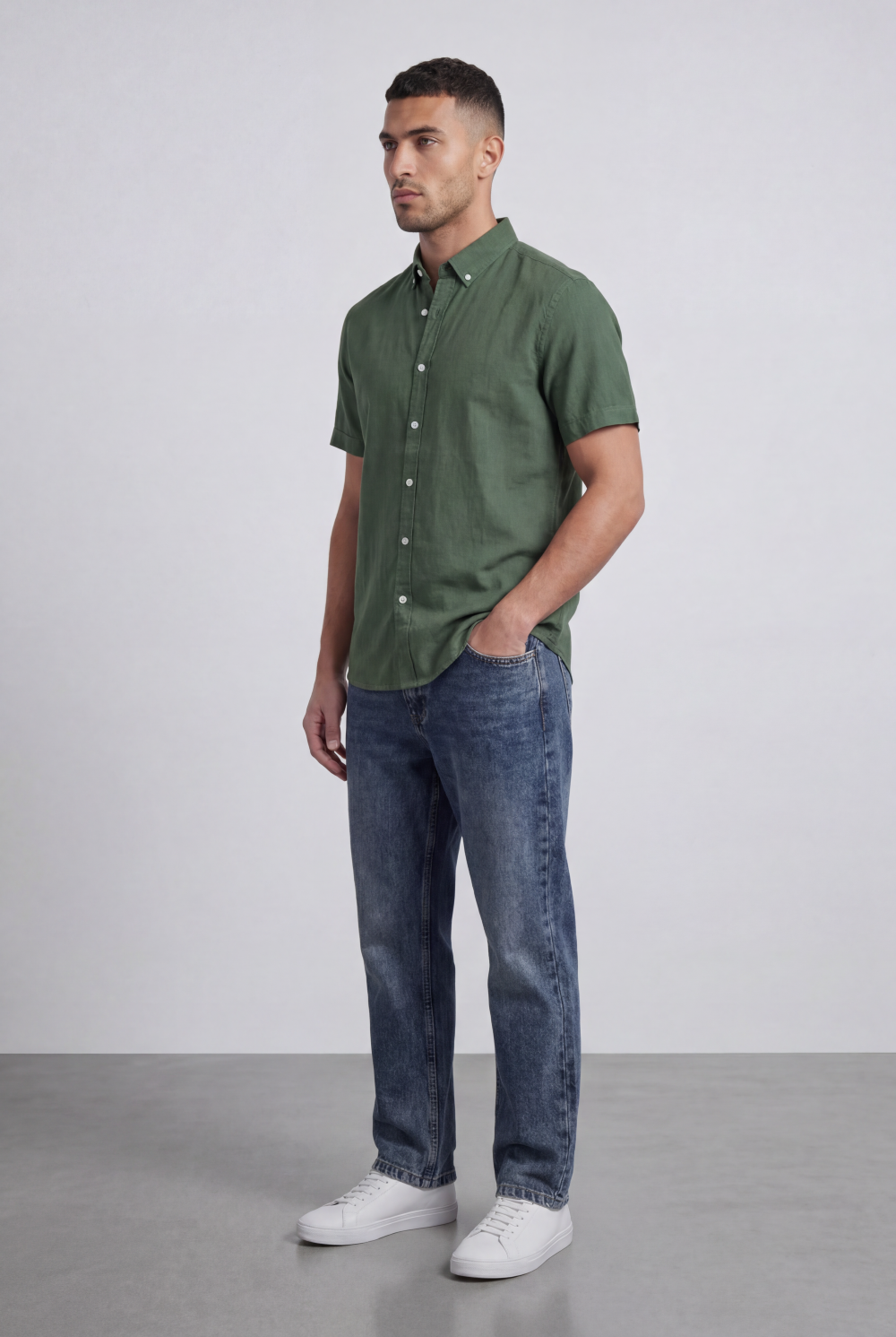 Men’s Tomato Store Shirt With Button Down Collar Short Sleeves Front Placket Texture Curved Hem Regular Fit