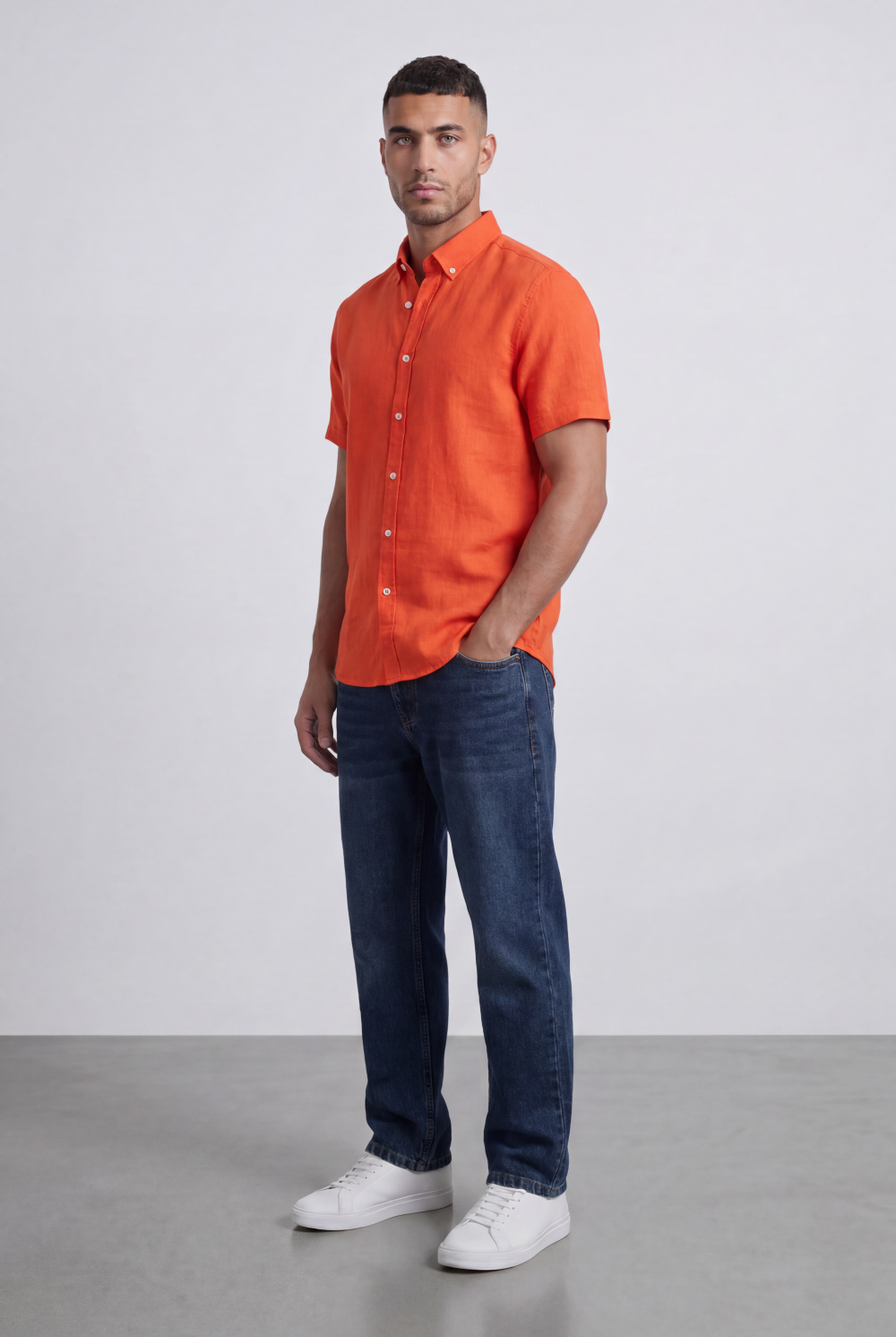 Men’s Tomato Store Shirt With Button Down Collar Short Sleeves Front Placket Texture Curved Hem Regular Fit