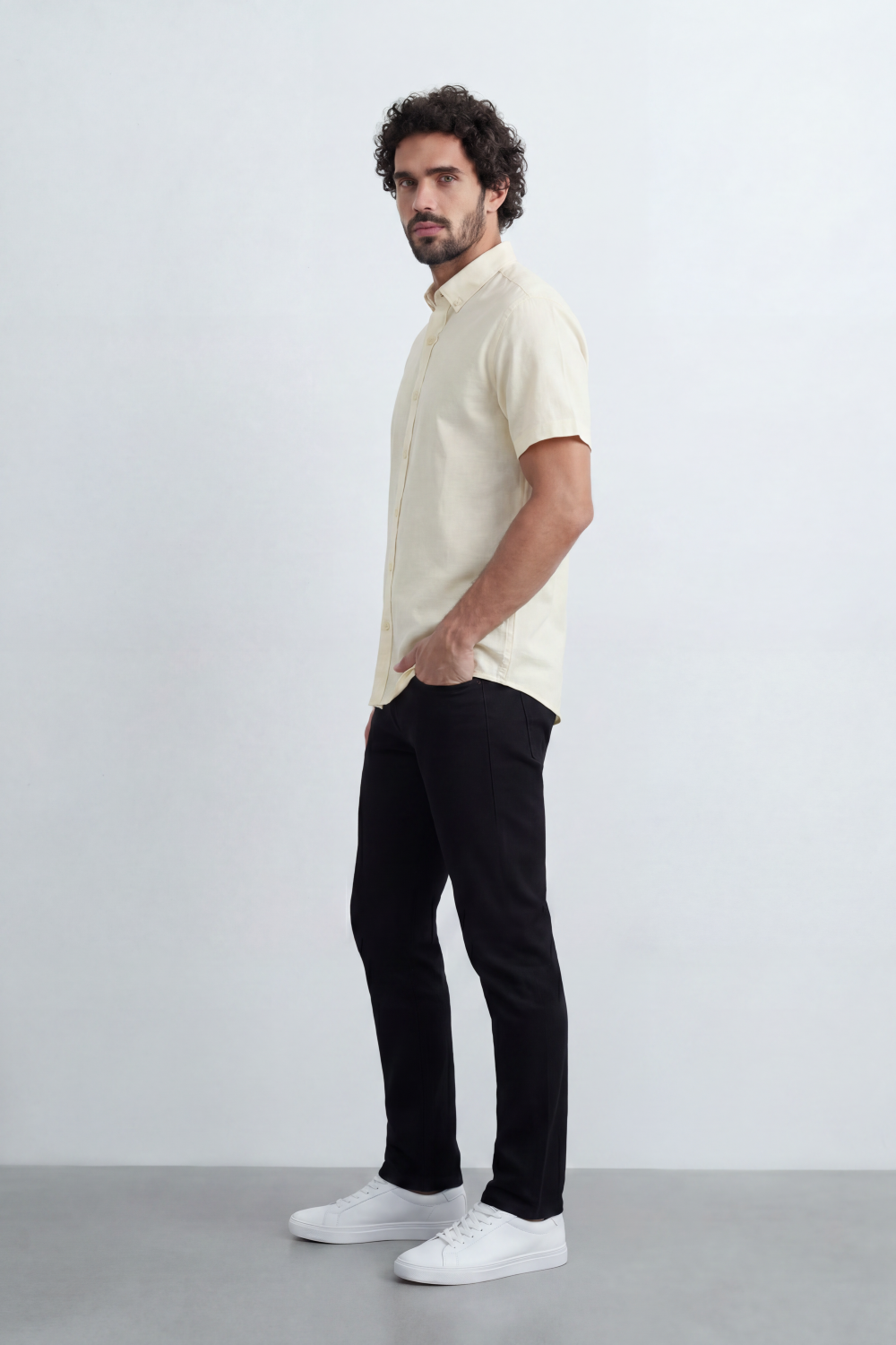 Men’s Tomato Store Shirt With Button Down Collar Short Sleeves Front Placket Texture Curved Hem Regular Fit