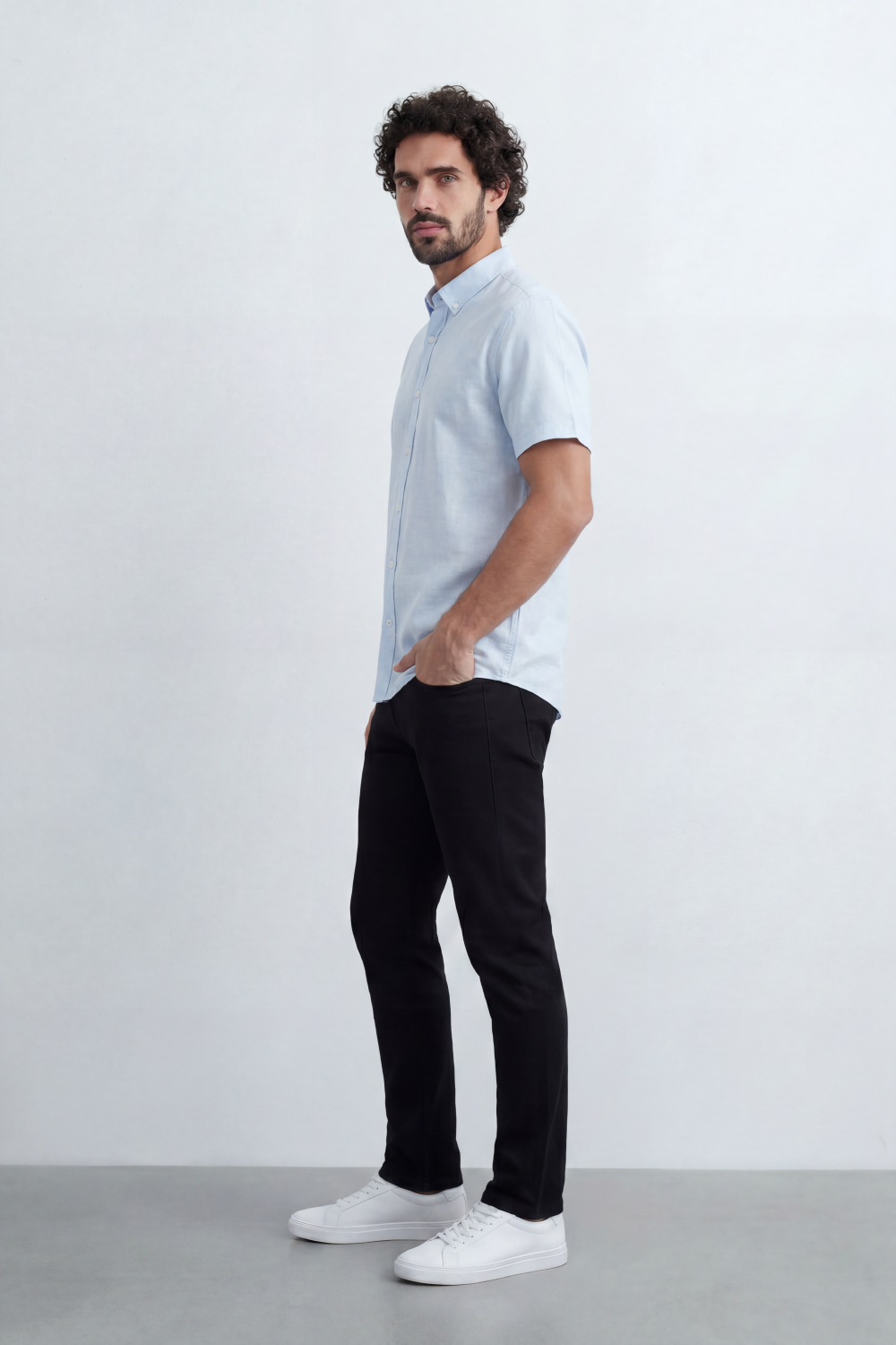 Men’s Tomato Store Shirt With Button Down Collar Short Sleeves Front Placket Texture Curved Hem Regular Fit