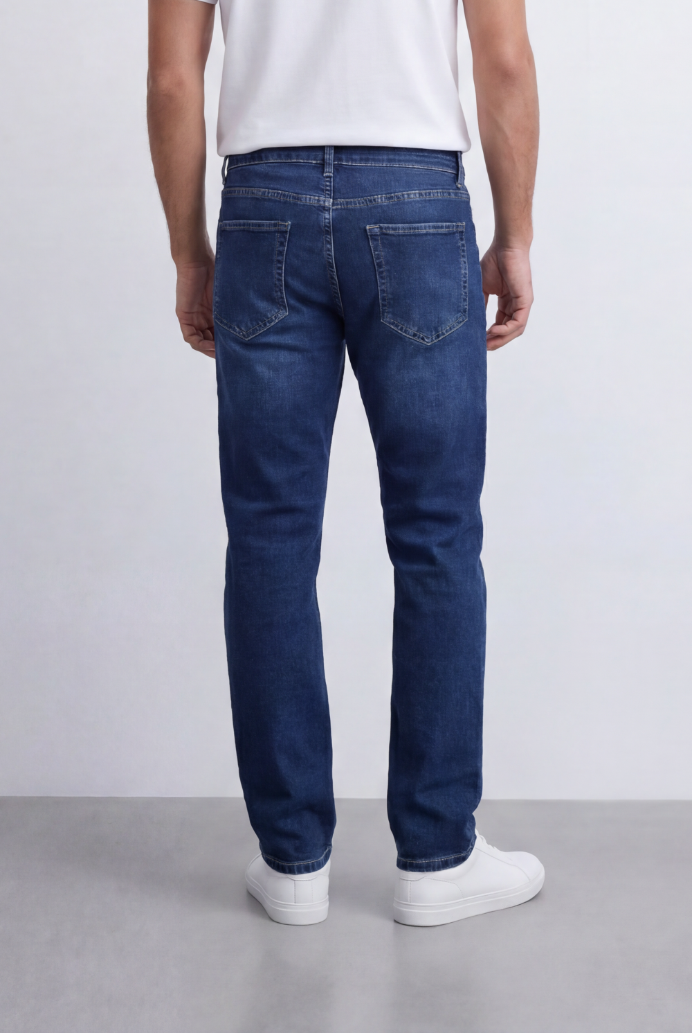 Men’s Tomato Store Slim Tapered Denim Mid Rise Waist Clean Five Pocket Design Slim Fit Pants