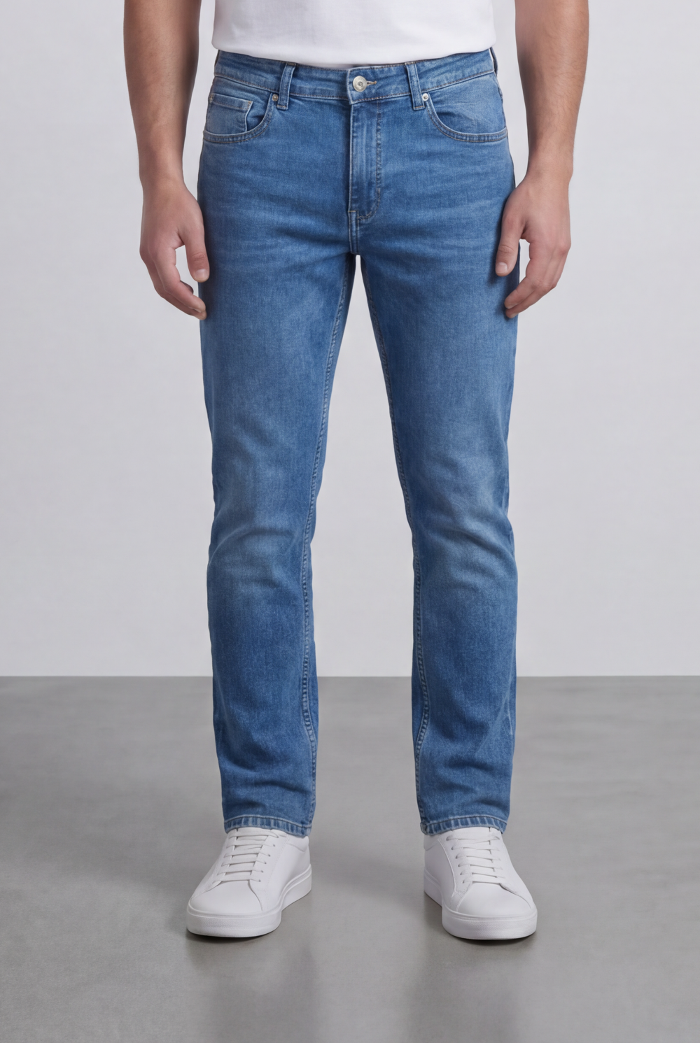 Men’s Tomato Store Used Denim Jeans Pants Belt Loops Button Closure Zip Fly Slim Fit
