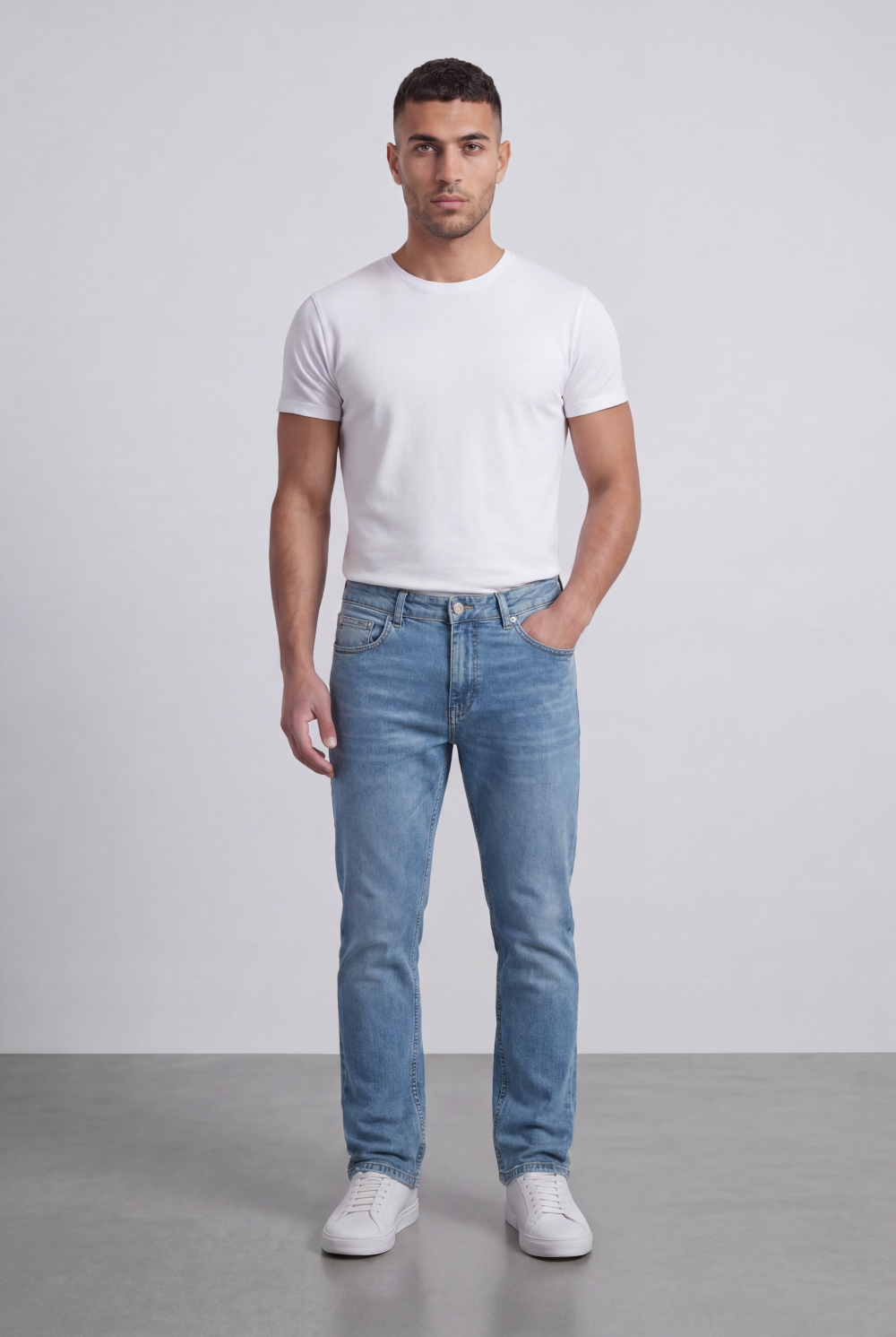Men’s Tomato Store Used Denim Jeans Pants Belt Loops Button Closure Zip Fly Slim Fit