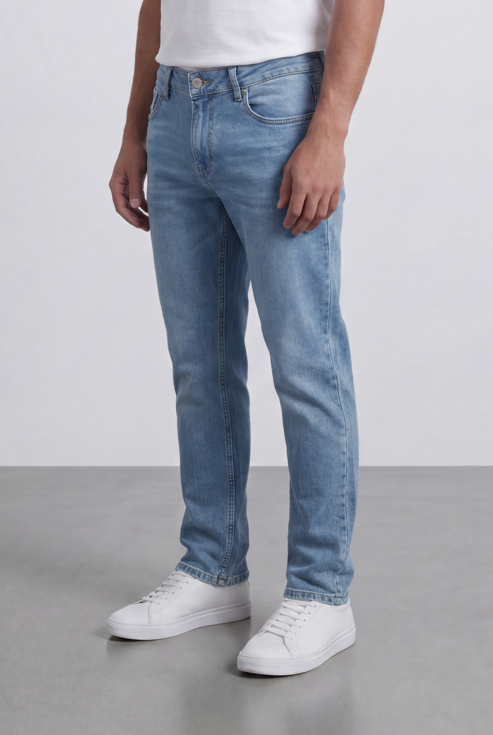 Men’s Tomato Store Used Denim Jeans Pants Belt Loops Button Closure Zip Fly Slim Fit