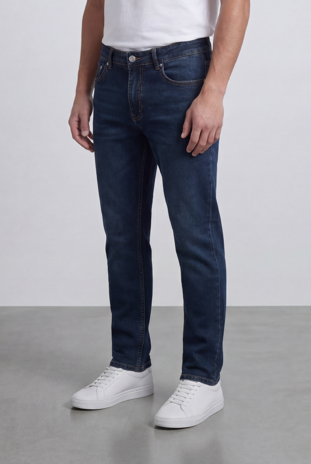 Men’s Tomato Store Used Denim Jeans Pants Belt Loops Button Closure Zip Fly Slim Fit