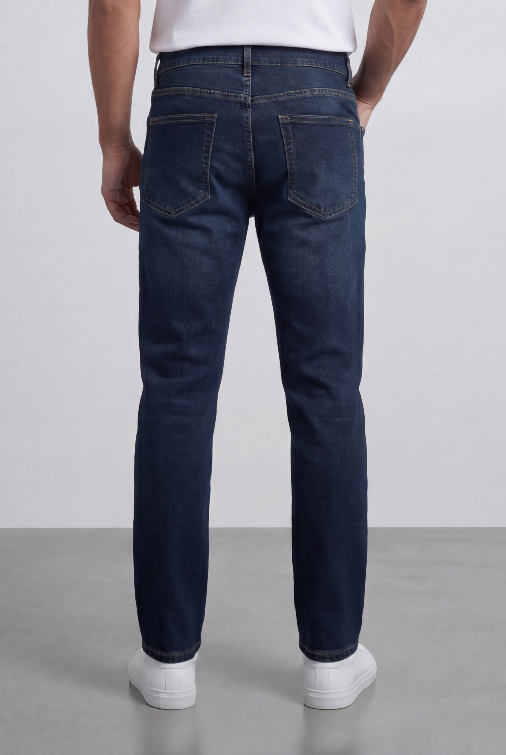 Men’s Tomato Store Used Denim Jeans Pants Belt Loops Button Closure Zip Fly Slim Fit