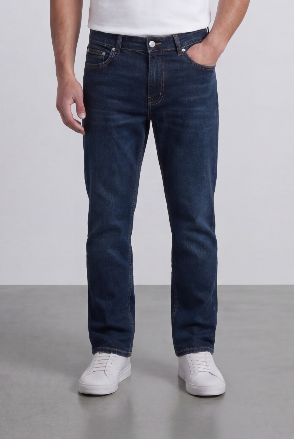Men’s Tomato Store Used Denim Jeans Pants Belt Loops Button Closure Zip Fly Slim Fit