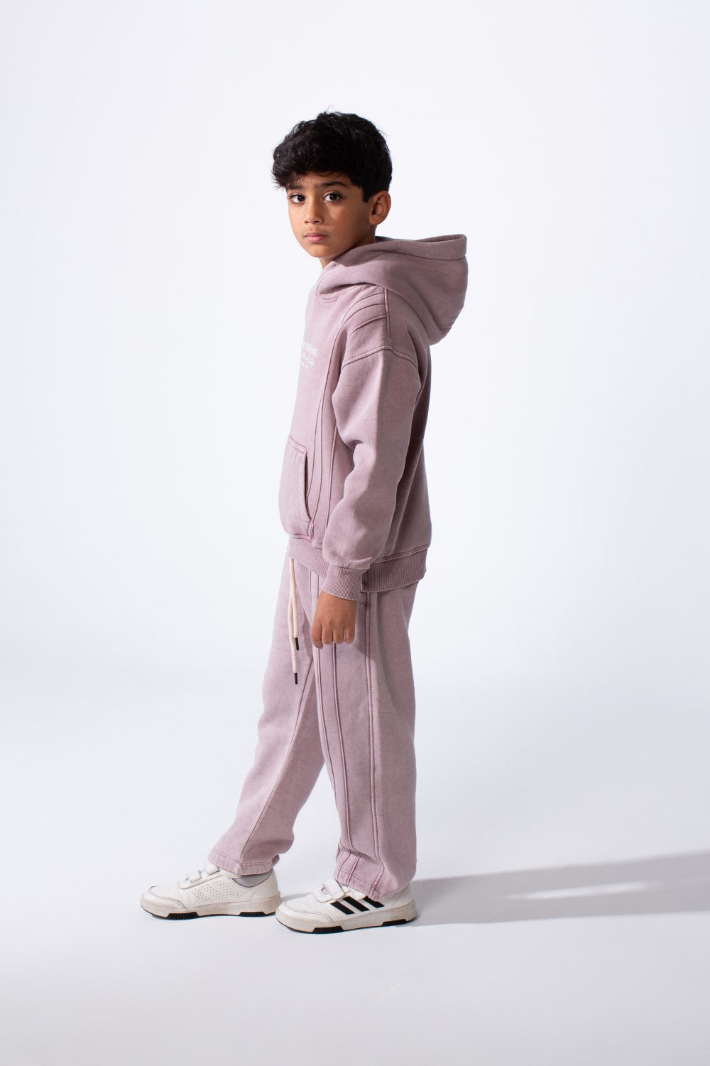 طقم ملابس الأولاد من ميلتون بحالة ذهنية متوسطية متناسقة Slim Fit مغسول