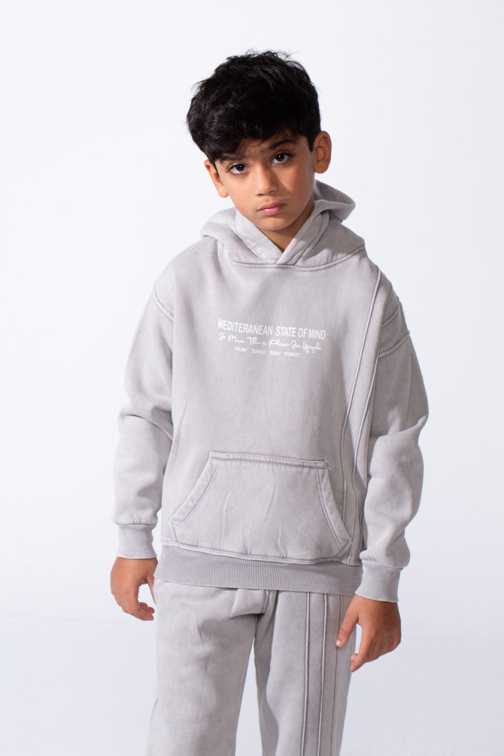 طقم ملابس الأولاد من ميلتون بحالة ذهنية متوسطية متناسقة Slim Fit مغسول