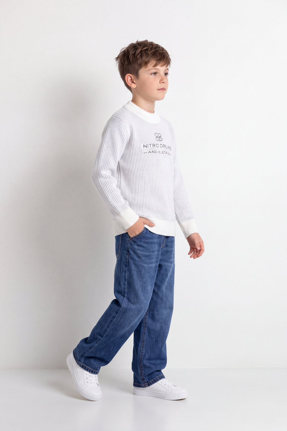 Boy's Tomato Store Knit Pullover Embroidered Chest Logo Slim Fit