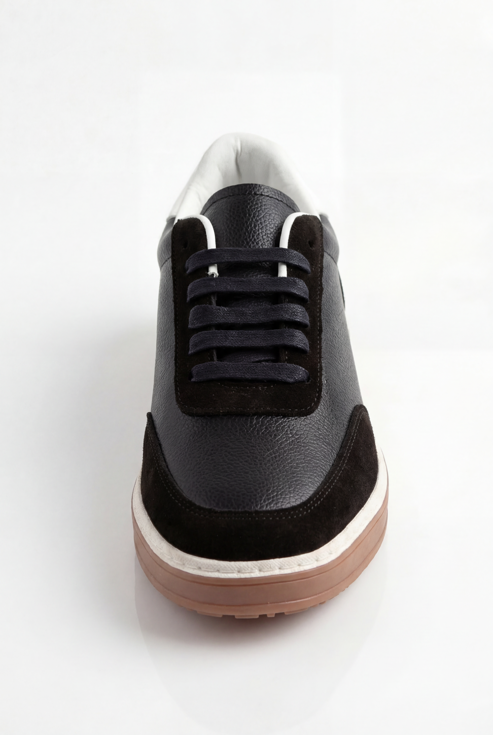 Men's Tomato Store Low-Top Profile Designed For Modern Versatility Padded Heel Shoes