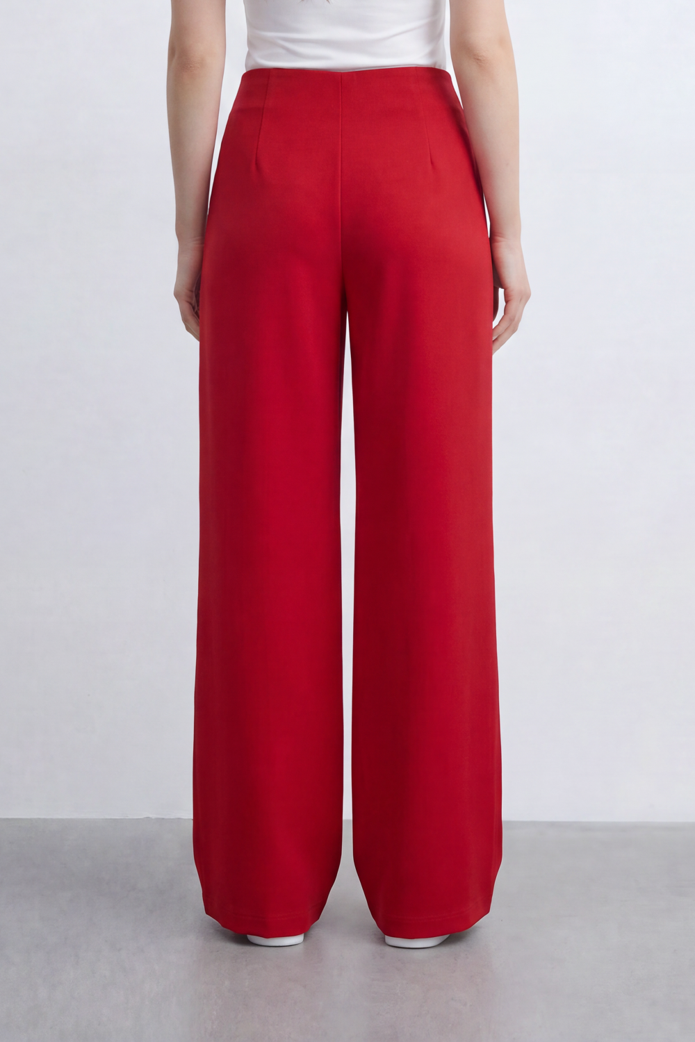 Women’s Tomato Store Sport Line Wide Pants Clean Plain Surface With Contrast Side Stripe Detail