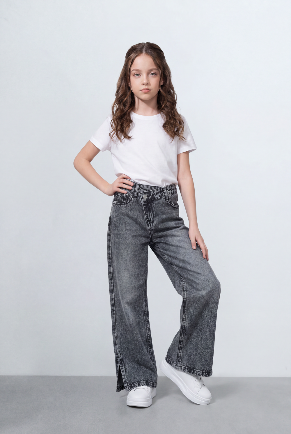 Girl's Tomato Store Bagy Denim Pants Double Button Detail Side Slit Hem Washed Finish