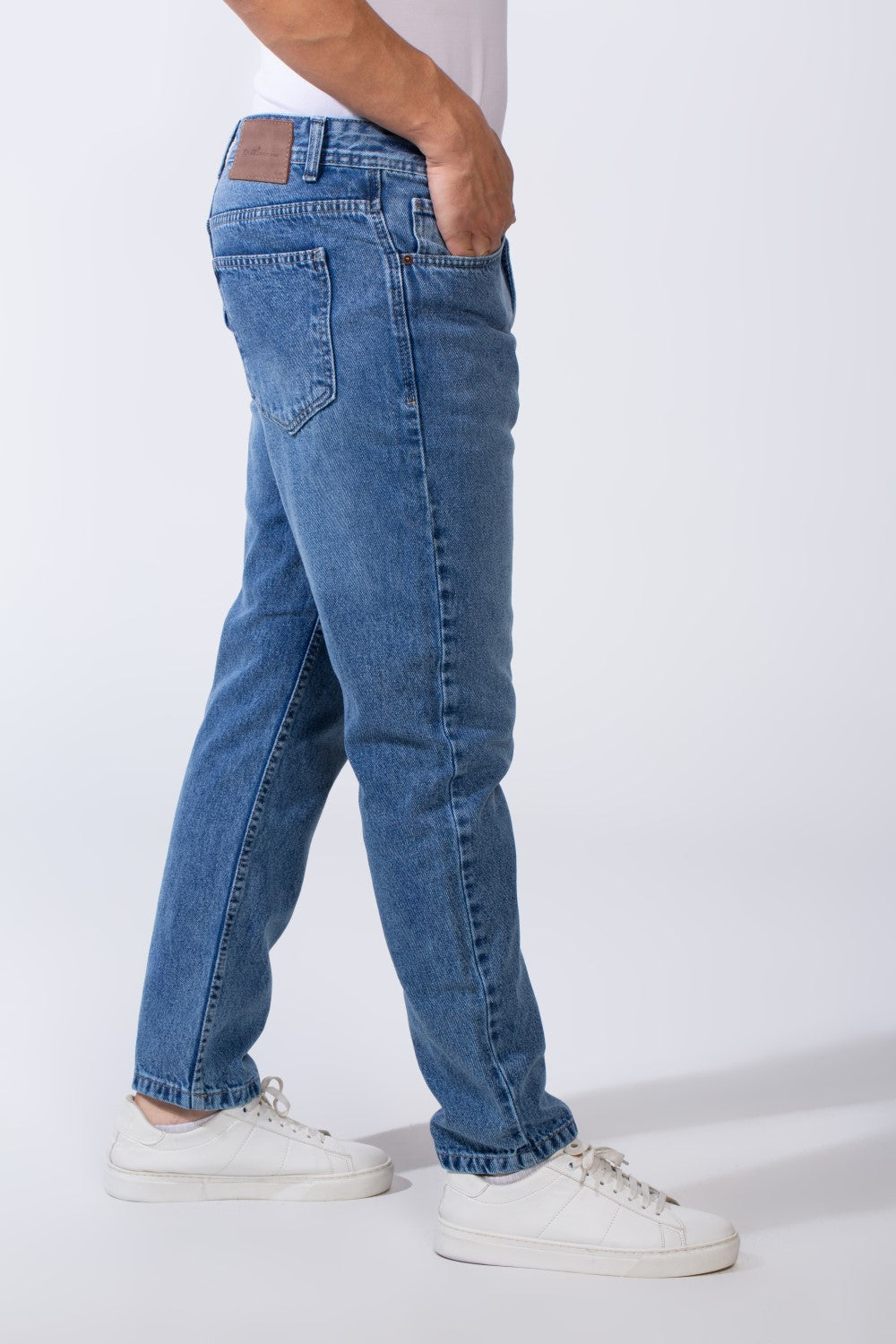 Men's Denim Fabric Smart Casual Vibe With Boyfriend Fit Jeans Pants